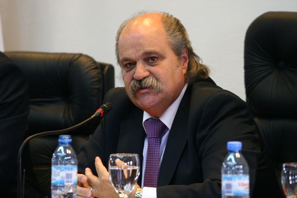 El intendente de Ezeiza salió a responderle a José Luis Chilavert