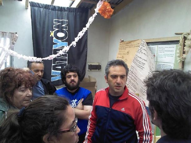 Larroque: Macri y Massa dan pena