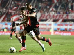 Newells volvió a ganar en su búsqueda de recuperarse: venció por 3-2 a Unión en Santa Fe