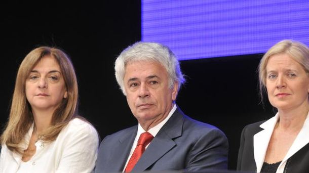 La vice de De la Sota se bajó de la lista de candidatos