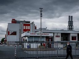 Alemania: imponen restricciones por un brote de coronavirus que afectó a más de 1500 personas