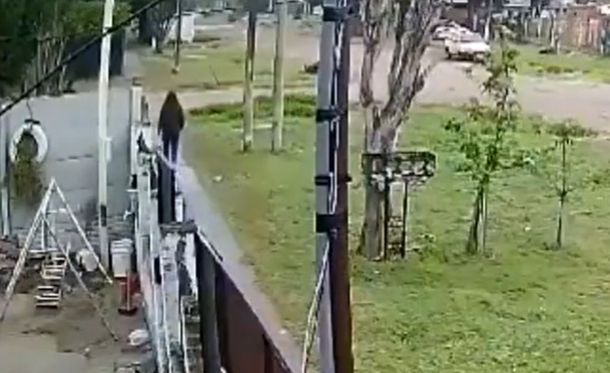 Insólito: golpeó al abusador de su hija adolescente y la Policía lo detuvo a él