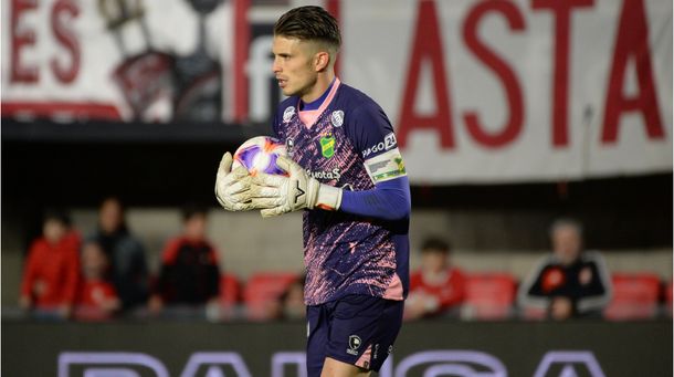 Unsain sobre la vuelta de Messi a Newells: Si fuera amigo le diría que no venga