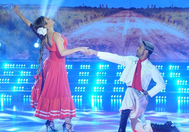 Flor de la Ve bailó en ShowMatch emocionada: Hoy es un día muy especial porque...Flor de la V bailó el folclore emocionada: Hoy es un día muy especial porque...