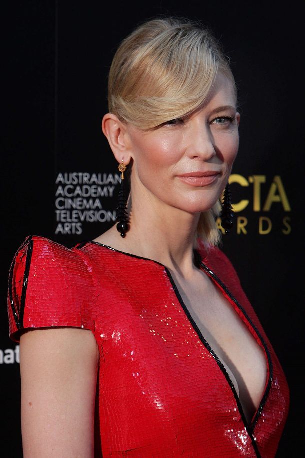 Cate Blanchett reveló que vivió varios romances con otras mujeres
