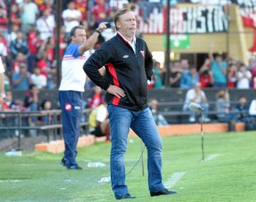 Sensini renunció a la dirección técnica de Colón de Santa Fe