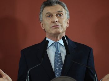 Se disparó el riesgo país y quedó a un punto del máximo histórico en la era Macri
