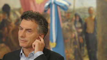 macri dijo que mantendra la nacionalizacion de ypf y las afjp, y la auh macri dijo que mantendra la nacionalizacion de ypf y las afjp, y la auh