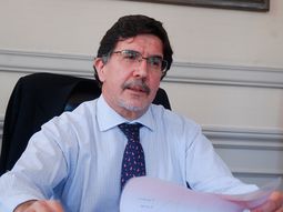 Sileoni, duro con los ministros de Macri