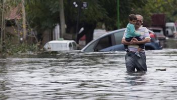 piden descuentos en celulares e internet por inundaciones piden descuentos en celulares e internet por inundaciones
