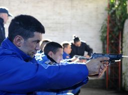bochazo en la bonaerense: mandaron de vuelta al colegio a los cadetes bochazo en la bonaerense: mandaron de vuelta al colegio a los cadetes