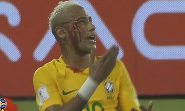 Neymar recibió un codazo en la goleada de Brasil sobre Bolivia.