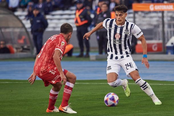 En el final, Talleres se lo dio vuelta a Argentinos con goles de Rodríguez y Girotti