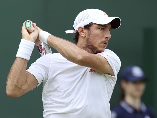 Pico Mónaco superó a Mayer y avanza en el césped de Londres