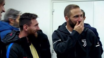 Lionel Messi con Gonzalo Higuaín Lionel Messi con Gonzalo Higuaín