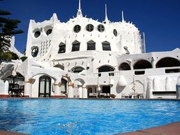 Uruguay: se podría pagar con pesos argentinos en hoteles