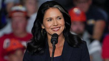 Tulsi Gabbard renunció como directora de Inteligencia Nacional de los Estados Unidos Tulsi Gabbard renunció como directora de Inteligencia Nacional de los Estados Unidos