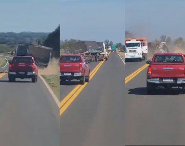 Corrientes: un camión volcó en plena ruta tras zigzaguear varios kilómetros