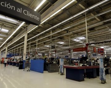 ¿Por qué los supermercados y shoppings estarán cerrados hasta el martes?