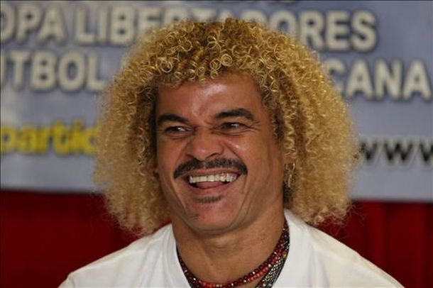 Valderrama tomó una decisión trascendente: se teñirá de rosa