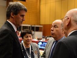 macri convocara a empresarios y a gremios para un acuerdo social amplio macri convocara a empresarios y a gremios para un acuerdo social amplio