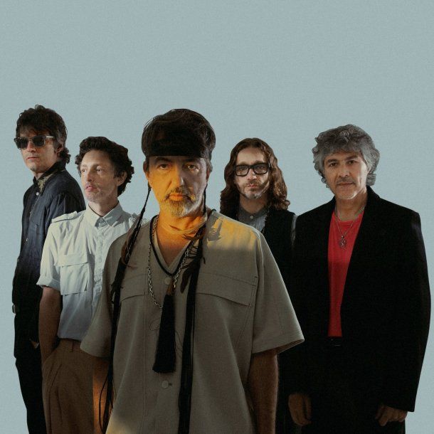 Trinchera, el placentero refugio de Babasónicos: tema por tema