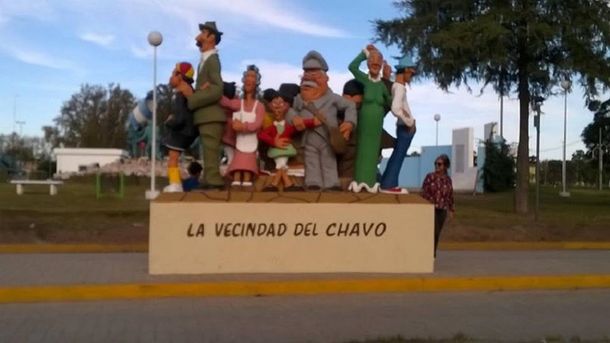 Un monumento al Chavo generó polémica en Córdoba