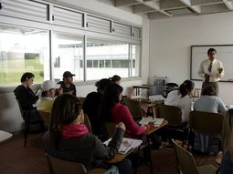 miles de cargos docentes con problemas por fallas en sistema online de la ciudad miles de cargos docentes con problemas por fallas en sistema online de la ciudad