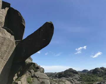 La formación rocosa en toda la plenitud de su estado original