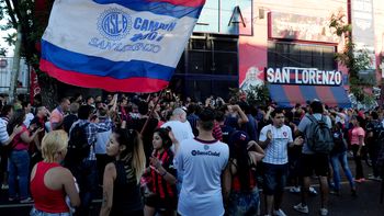 vuelta a boedo: hinchas de san lorenzo llaman a protestar en los carrefour de todo el pais vuelta a boedo: hinchas de san lorenzo llaman a protestar en los carrefour de todo el pais