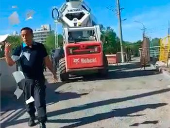 Una abogada fue golpeada al intentar impedir trabajos en una reserva natural