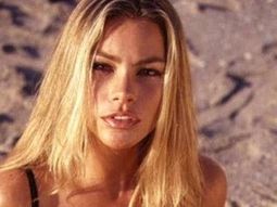 ella mostro fotos de cuando era una rubia modelo ella mostro fotos de cuando era una rubia modelo