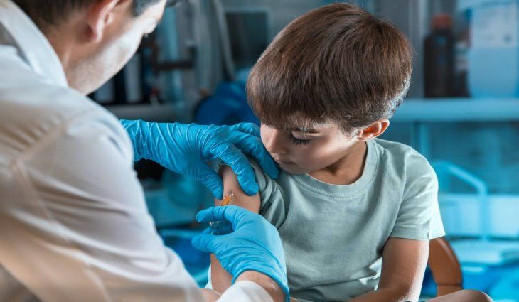 Avanzará esta semana la vacunación de niños y adolescentes de entre 12 y 17 años en todo el país