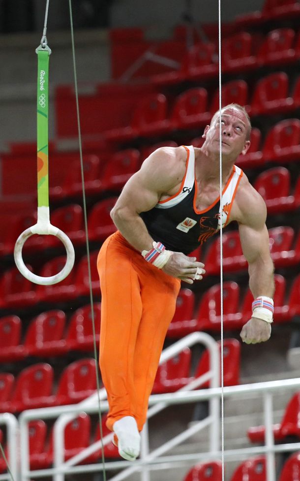 Un gimnasta holandés fue echado de los Juegos por irse de fiesta