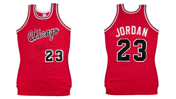 La camiseta que vistió Jordan en la final de la NBA de 1998
