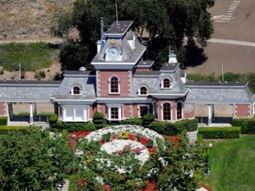 se vende la mansion de michael jackson por 30 millones de dolares