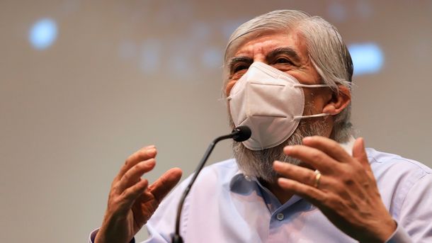 Hugo Moyano antes de la reunión con Alberto y empresarios:  Vamos a escuchar lo que se propone