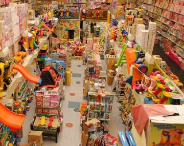 Reyes devaluados: la venta de juguetes cayó 13