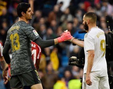 Thibaut Courtois y Karim Benzema