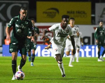 Fútbol libre por celular: cómo ver en vivo Newells vs Sarmiento