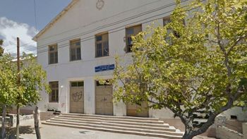 grave caso de bullying en san juan: sos el mejor de la clase, por eso te tenemos que pegar grave caso de bullying en san juan: sos el mejor de la clase, por eso te tenemos que pegar