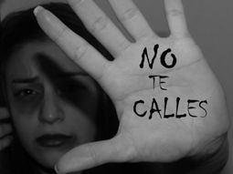 Cada vez más mujeres llaman al 911 por casos de violencia de género. Cada vez más mujeres llaman al 911 por casos de violencia de género.