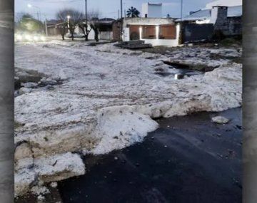 Fotos y videos de la impresionante caída de granizo en Entre Ríos