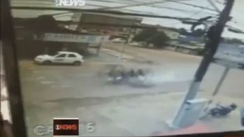 video: terrible choque entre dos motos en brasil a gran velocidad video: terrible choque entre dos motos en brasil a gran velocidad