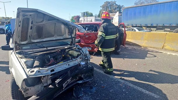 Choque Múltiple En Panamericana: Hay Tres Heridos