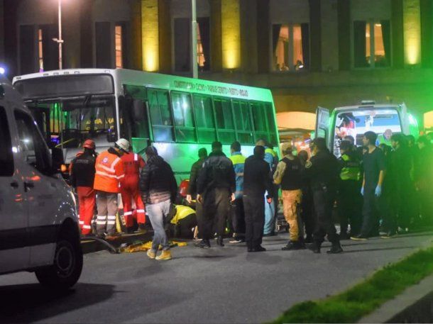 Una mujer murió y seis personas resultaron gravemente heridas en Mar del Plata