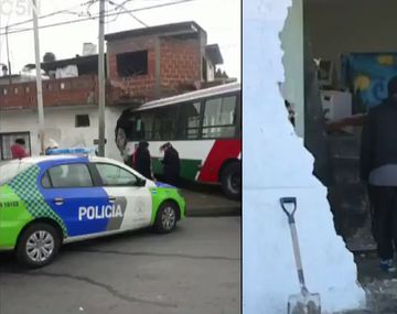 La esquina de la casa quedó destruída tras el choque del colectivo&nbsp;