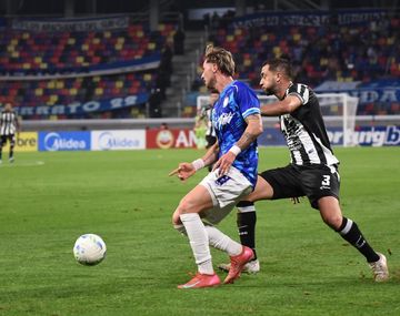 Central Córdoba igualó sin goles con Cerro Largo y buscará la clasificación en Uruguay