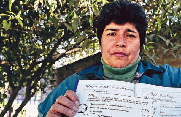 Denuncian proselitismo con alumnos de tercer grado