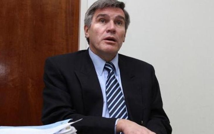 Se entregó ex ministro de Agricultura acusado de millonaria estafa